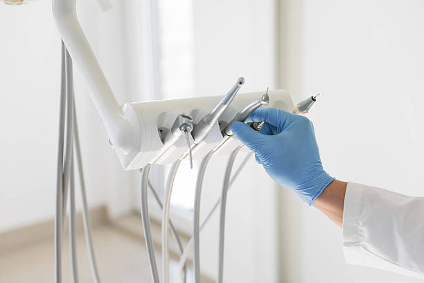 24/7 Emergency Teeth Whitening experts in Bloomington, TX